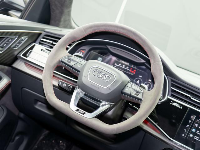 Audi RS Q8 2022 car image #17