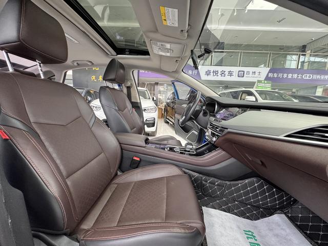 Changan Eado EV 2019 car image #17