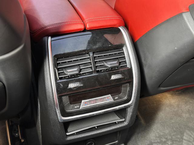 BMW X5 M 2021 #17 BMW X5 M 2021 car image #17