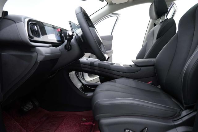 BYD Sea Lion 05 EV 2025 #17 BYD Sea Lion 05 EV 2025 car image #17