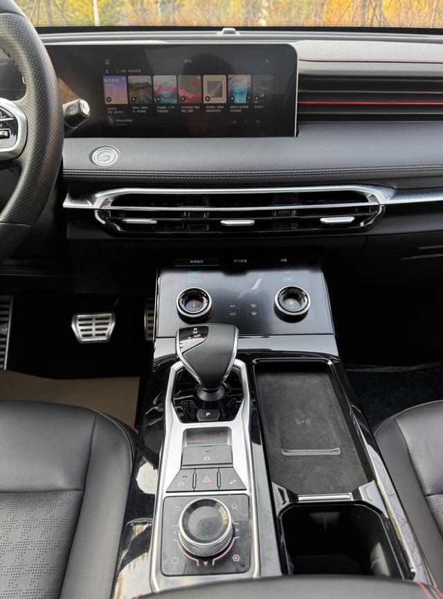 Jetour X70 PRO 2023 car image #17