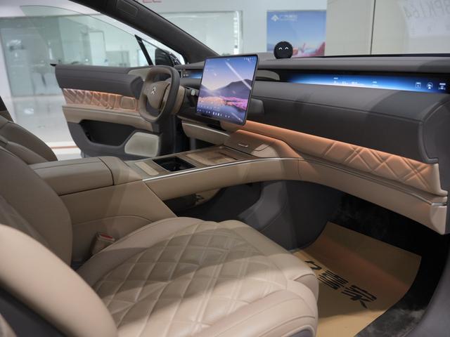 蔚来 蔚来ET9 2025 汽车图片 #17