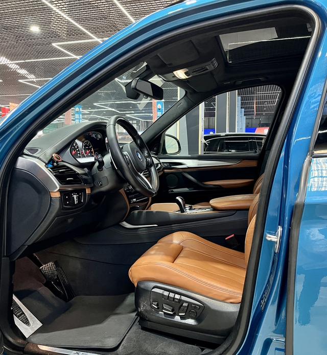 BMW X5 M 2016 car image #17