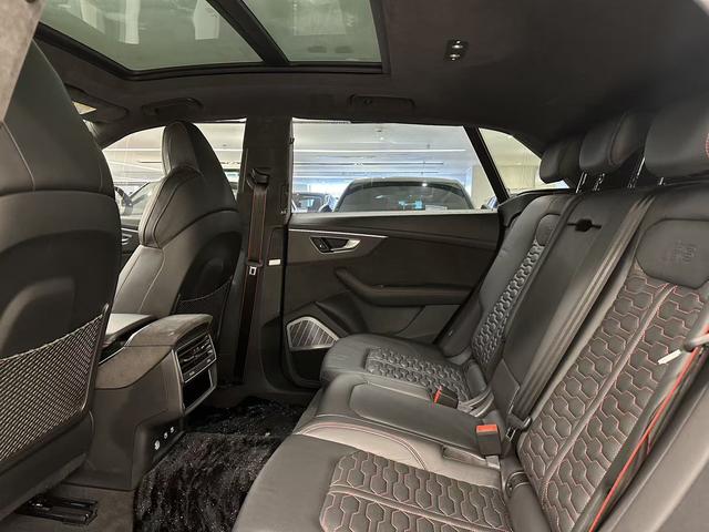 Audi RS Q8 2021 #17 Audi RS Q8 2021 car image #17