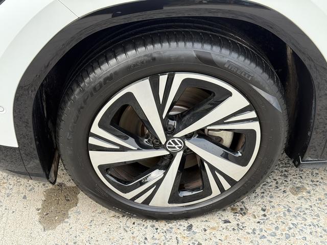 Volkswagen ID.6 Crozz 2024 car image #17