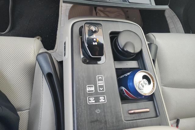 日产 ARIYA艾睿雅 2024 汽车图片 #17