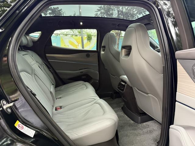 Denza N7 2023 #17 Denza N7 2023 car image #17