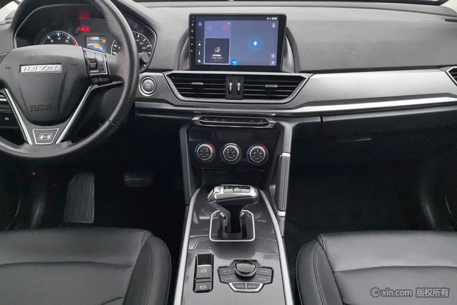Haval H6 2019 #17 Haval H6 2019 car image #17