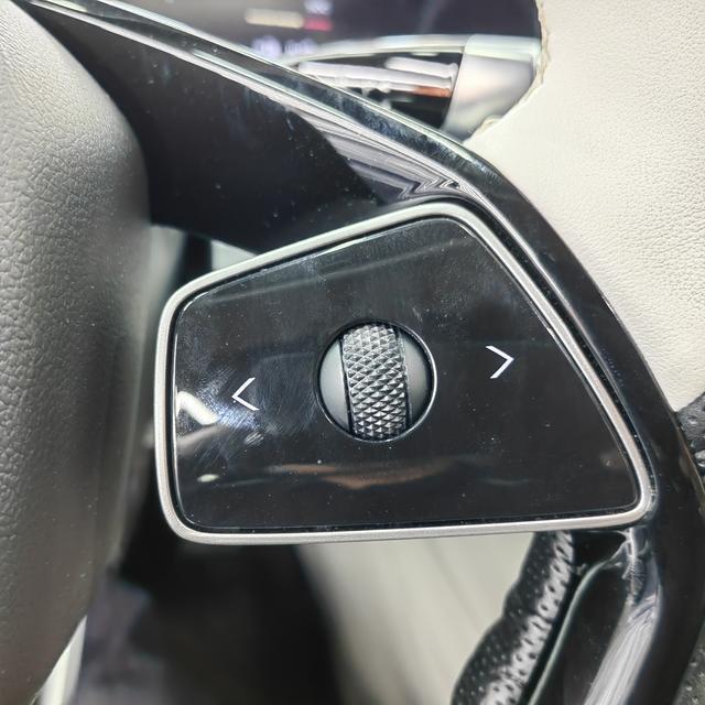 哪吒汽车 哪吒S 2024 #17 哪吒汽车 哪吒S 2024 汽车图片 #17