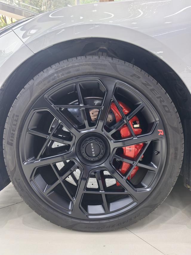 极氪 极氪001 FR 2023 汽车图片 #17