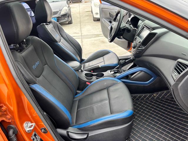 Hyundai Veloster 2012 #17 Hyundai Veloster 2012 car image #17