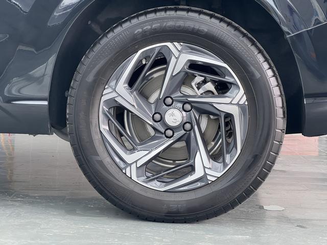 HongQi HS3 2024 car image #17