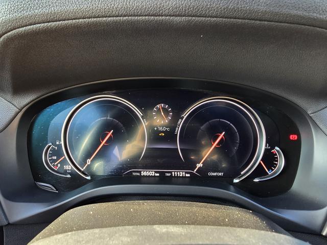 BMW X4 2019 car image #17