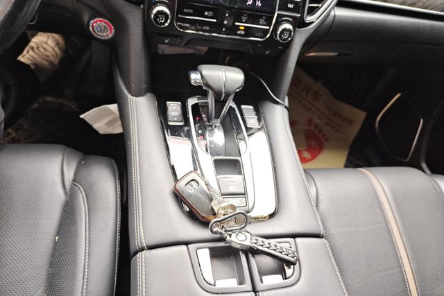 Honda UR-V 2021 #17 Honda UR-V 2021 car image #17