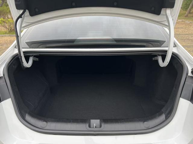 GEELY Emgrand L HiP 2023 car image #17