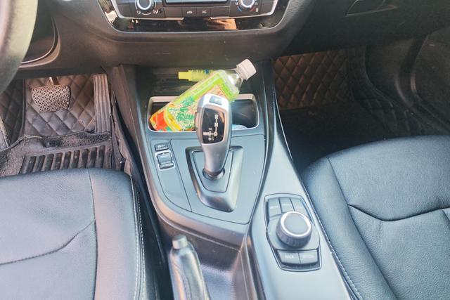 BMW 1 Series (Imported) 2019 #17 BMW 1 Series (Imported) 2019 car image #17