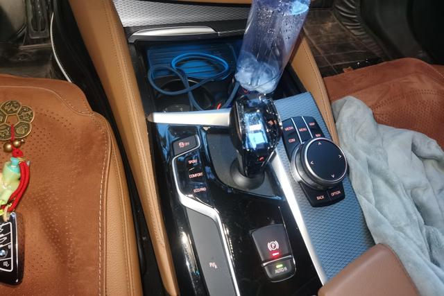 BMW 5 Series (Imported) 2019 #17 BMW 5 Series (Imported) 2019 car image #17