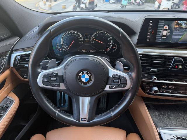 BMW 6 Series GT 2018 #17 BMW 6 Series GT 2018 car image #17