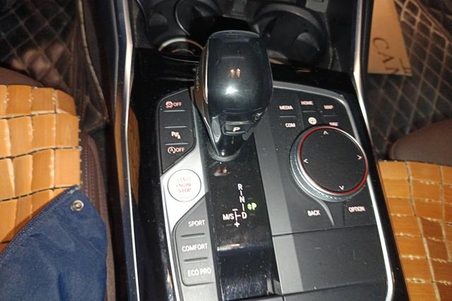 BMW 6 Series 2020 #17 BMW 6 Series 2020 immagine di auto #17