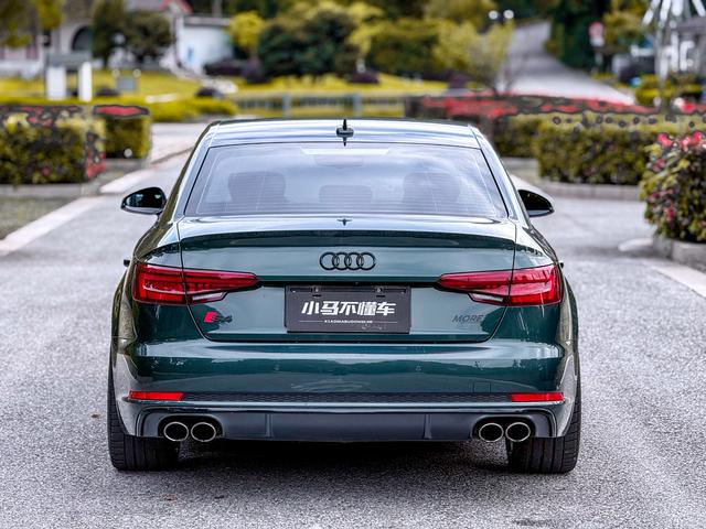 Audi S4 2019 صورة سيارة #17