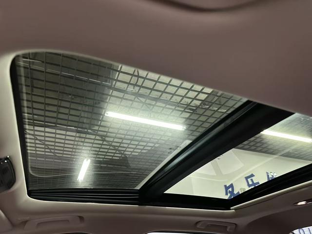 BMW M235L 2023 #17 BMW M235L 2023 car image #17