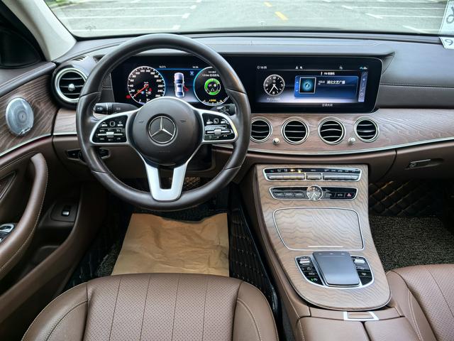 Mercedes-Benz M AMG 2019 #17 Mercedes-Benz M AMG 2019 صورة سيارة #17