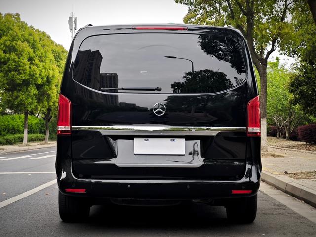 Mercedes-Benz C AMG New Energy 2017 car image #17