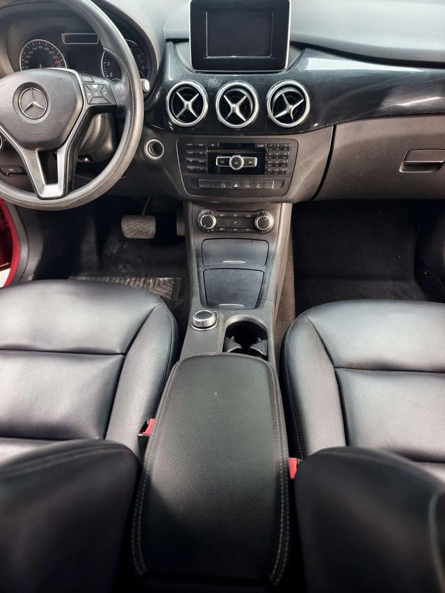 Mercedes-Benz SL Class 2013 car image #17