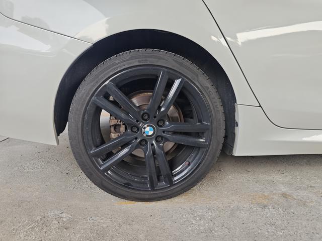 BMW 1 Series M 2022 immagine di auto #17