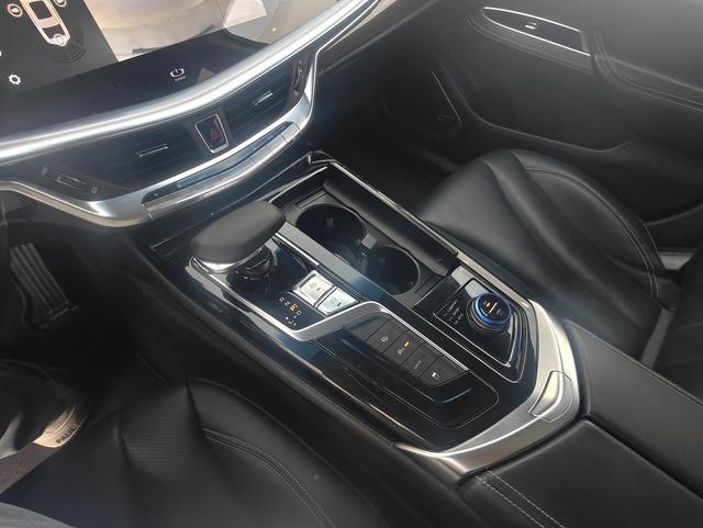 GEELY Ulion New Energy 2018 car image #17