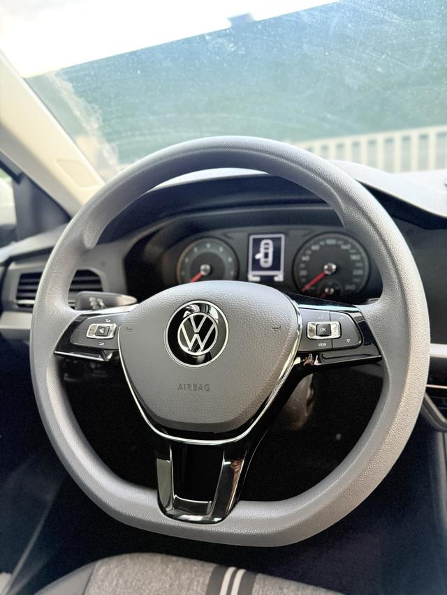 Volkswagen Lavida 2020 car image #17