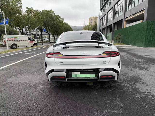MI 2025 car image #17