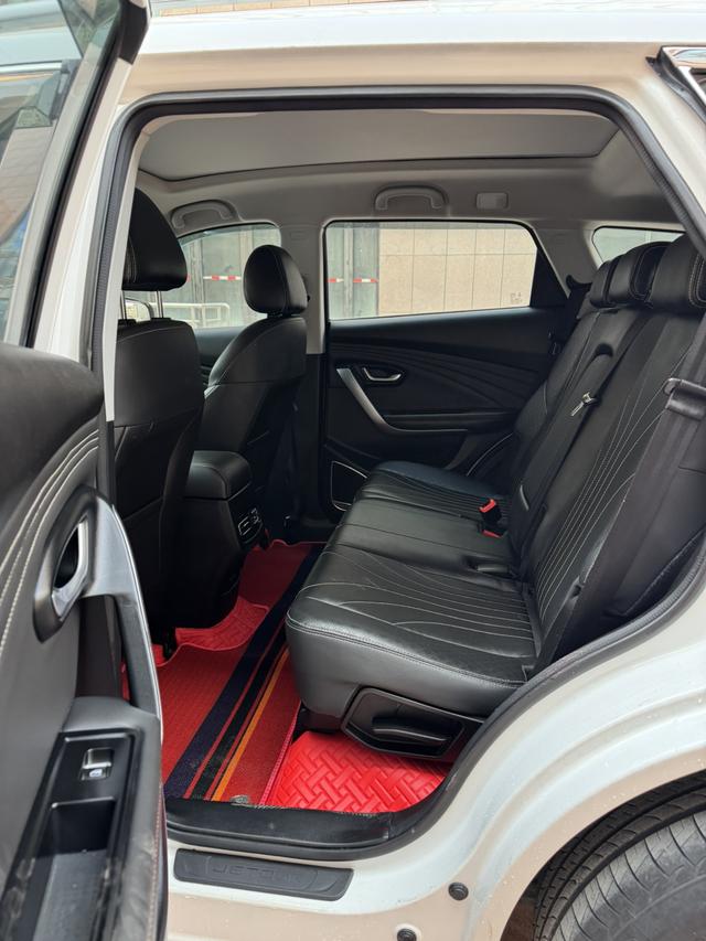 Jetour X70 2019 car image #17