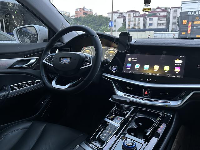 GEELY 2018 immagine di auto #17
