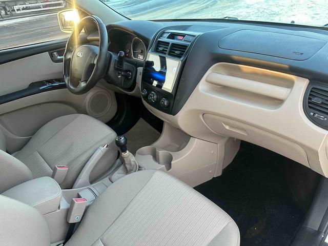 起亚 狮跑 2016 汽车图片 #17