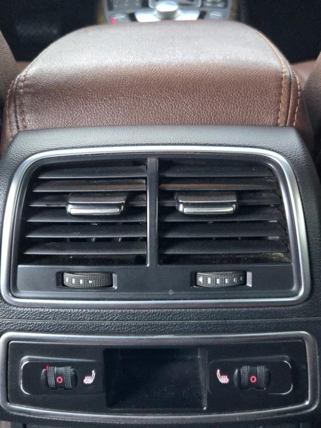Audi A6L 2015 car image #17