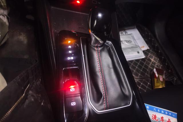 MG 5 2022 car image #17