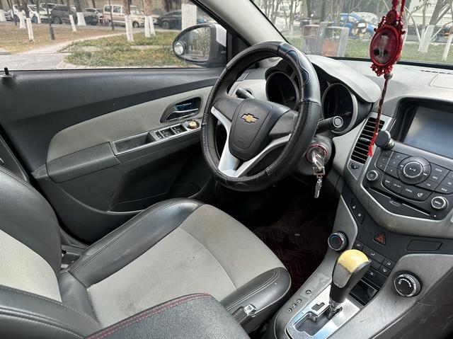 Chevrolet Cruze 2013 #17 Chevrolet Cruze 2013 immagine di auto #17