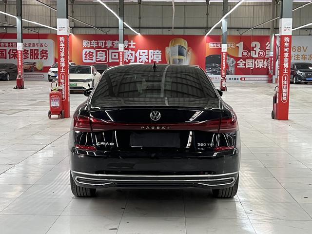 Volkswagen Passat 2021 immagine di auto #17