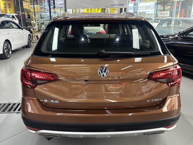 Volkswagen C-Trek 2017 immagine di auto #17