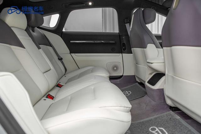 Avatr 12 2023 car image #17