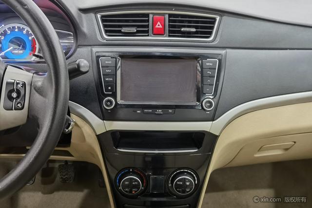 Great Wall C30 2014 imagem de carro #17