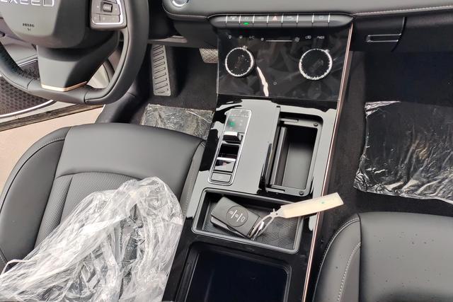 Exceed Chasing Wind C-DM 2023 صورة سيارة #17