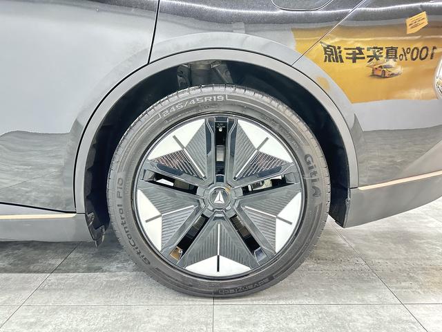 Deepal SL03 2023 car image #17