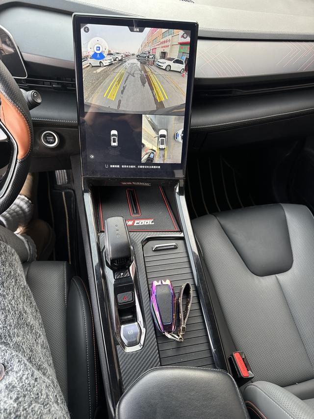 GEELY Boyue 2023 immagine di auto #17