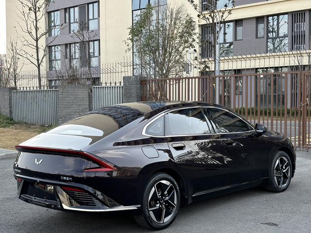 Wuling Starlight 2023 immagine di auto #17