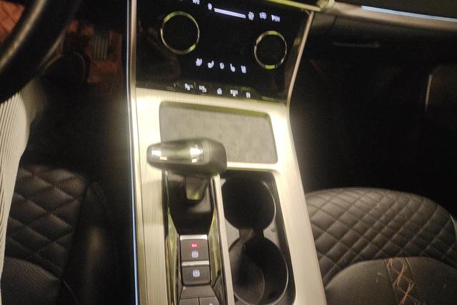 Exceed Lingyun 2022 immagine di auto #17