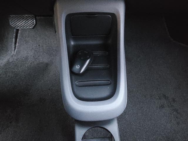 零跑汽车 零跑T03 2021 汽车图片 #17