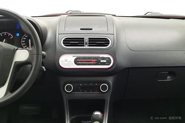 MG 3 2013 imagen de coche #17