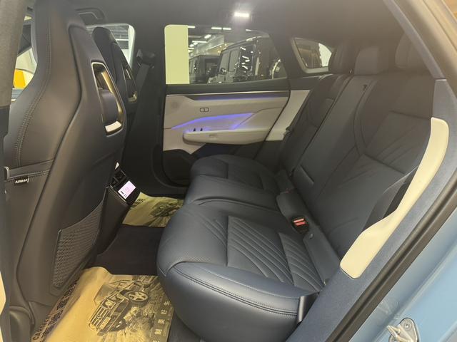 极氪 极氪001 2025 汽车图片 #17